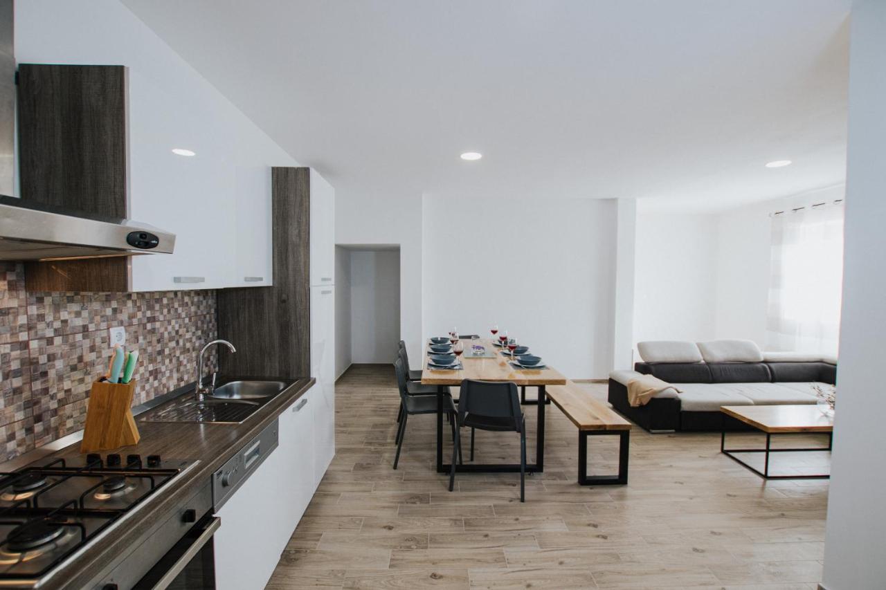 House Marija Drvenik Mali Villa Trogir Exterior photo